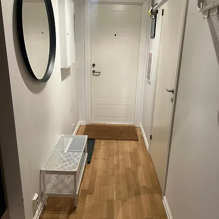 - Sentralt Med Parkering!