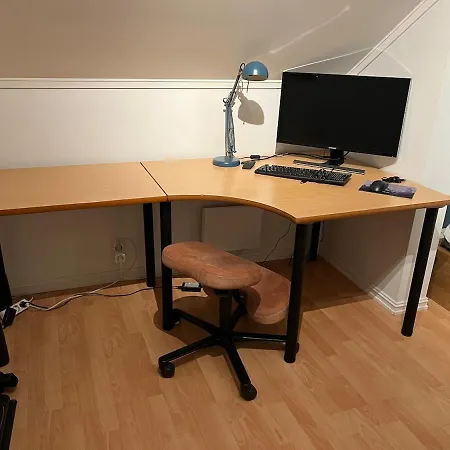 - Sentralt Med Parkering! 公寓 *